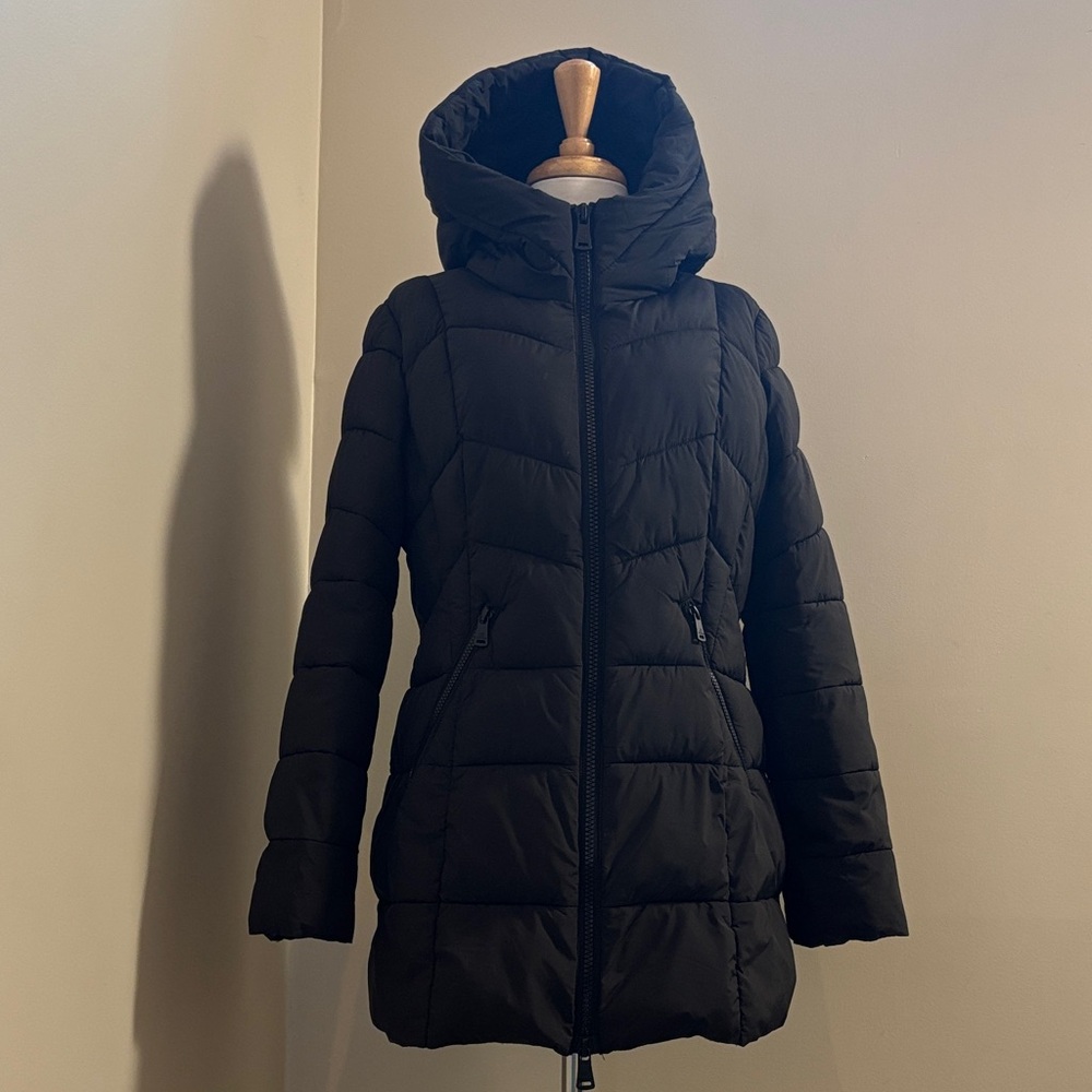 Bernardo Black Hooded Puffer Coat